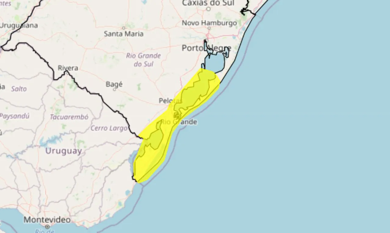 O mapa mostra as áreas em alerta para chuva intensa no RS